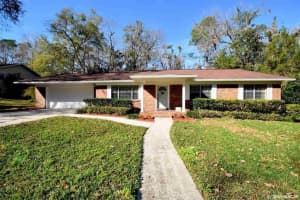1420 NW 94th St, Gainesville, FL 32606, Sold 03/06/19