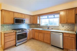 4530 NW 43rd Rd, Gainesville, FL 32606, Sold 03/15/19