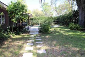 827 NW 94th St, Gainesville, FL 32606, Sold 04/23/19