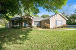 9020 NW 12th Ln, Gainesville, FL 32606, Sold 05/02/19