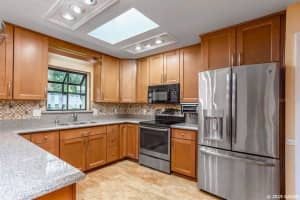 5546 SW 37 Dr, Gainesville, FL 32608, Sold 03/27/20