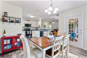 992 NW 256th Dr, Newberry, FL 32669, Sold 09/13/19