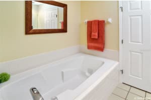 NW 31st Ln, Florida 32606, Sold 12/05/19