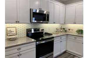 9417 SW 67th Ln, Gainesville, FL 32608, Sold 01/06/21