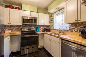 4229 SW 68th Terrace, Gainesville, FL 32608, Sold 04/30/20