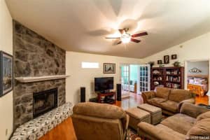 5911 NW 44th Pl, Gainesville, FL 32606, Sold 07/15/20