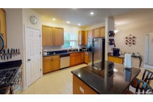 4526 NW 80th Rd, Gainesville, FL 32653, Sold 10/09/20