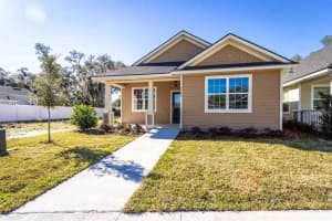 3622 NW 26th St, Gainesville, FL 32605, Sold 04/09/21