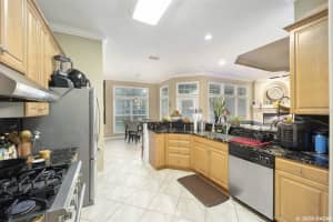 1017 SW 86th St, Gainesville, FL 32607, Sold 11/03/20
