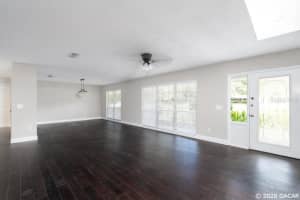 902 NW 94th St, Gainesville, FL 32606, Sold 02/12/21