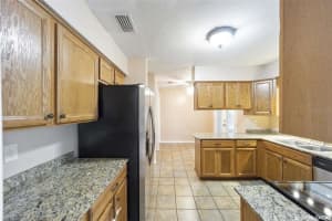 511 NW 101st St, Gainesville, FL 32607, Sold 12/04/20