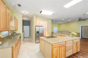 10535 NW 36th Ln, Gainesville, FL 32606, Sold 01/15/21