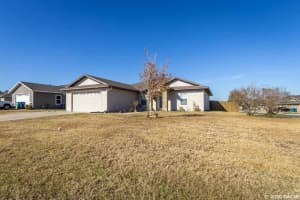 23172 NW 8th Pl, Newberry, FL 32669, Sold 01/22/21