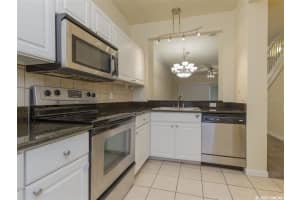 5005 NW 43rd Ln, Gainesville, FL 32606, Sold 03/15/21
