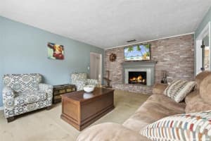 426 NW 98 St, Gainesville, FL 32607, Sold 03/08/21