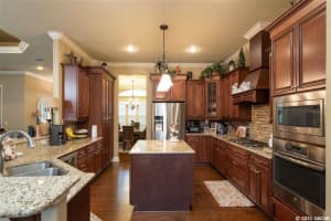 7053 SW 34th Pl, Gainesville, FL 32608, Sold 03/05/21