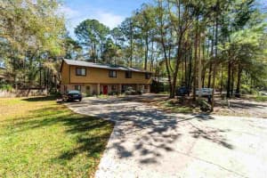 4621 SW 69th Terrace, Gainesville, FL 32608, Sold 04/12/21