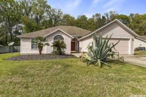8524 SW 57th Ln, Gainesville, FL 32608, Sold 05/10/21