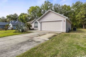 8524 SW 57th Ln, Gainesville, FL 32608, Sold 05/10/21