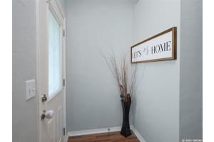 8824 NW 35th Pl, Gainesville, FL 32606, Sold 05/12/21