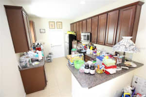 2104 NW 78th Pl, Gainesville, FL 32609, Sold 05/07/21