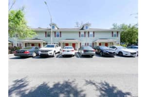 2930 SW 35th Pl, Gainesville, FL 32608, Sold 05/05/21