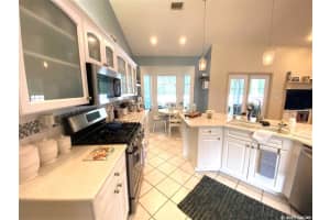 824 NW 120th St, Gainesville, FL 32606, Sold 05/21/21