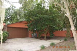 1718 NW 94th St, Gainesville, FL 32606, Sold 10/05/21