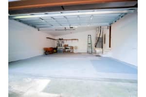 1718 NW 94th St, Gainesville, FL 32606, Sold 10/05/21