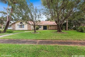 121 Sweetwater Oaks Ln, Daytona Beach, FL 32114, Sold 12/09/21
