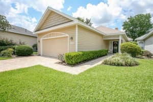 10448 NW 35th Pl, Gainesville, FL 32606, Sold 09/23/21