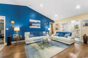 8511 SW 68th Rd, Gainesville, FL 32608, Sold 11/22/21