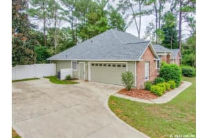 11422 NW 16th Pl, Gainesville, FL 32606, Sold 11/22/21