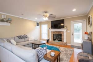 11511 NW 13th Ln, Gainesville, FL 32606, Sold 10/29/21