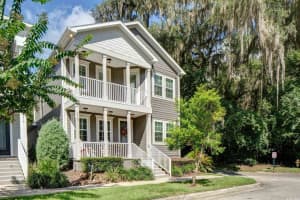 3404 SW 74th Way, Gainesville, FL 32608, Sold 10/25/21