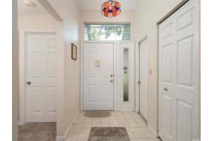 10530 NW 36th Ln, Gainesville, FL 32606, Sold 10/28/21