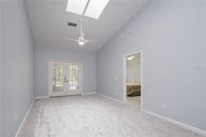 913 SW 50th Way, Gainesville, FL 32607, Sold 12/27/21