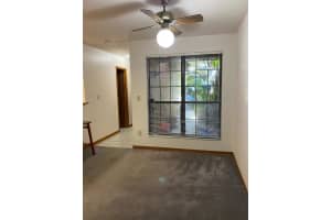 5514 SW 8th Pl, Gainesville, FL 32607, Sold 02/18/22