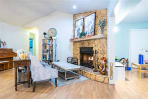 3723 NW 107th Terrace, Gainesville, FL 32606, Sold 02/11/22