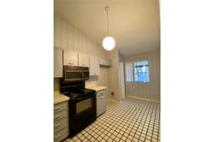 842 SW 50th Way, Gainesville, FL 32607, Sold 02/11/22