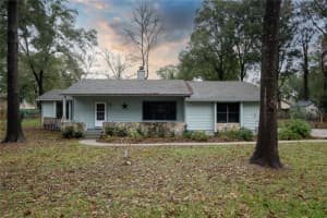 10202 SW 38th Pl, Gainesville, FL 32608, Sold 01/28/22