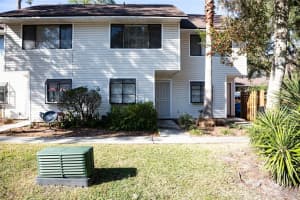 6206 NW 8 Ln, Gainesville, FL 32606, Sold 03/02/22