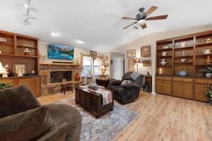 7707 SW 19th Pl, Gainesville, FL 32607, Sold 04/11/22
