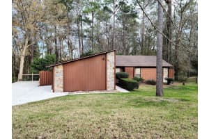 1205 NW 94th St, Gainesville, FL 32606, Sold 03/04/22