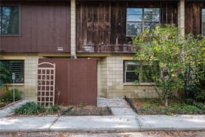 4320 SW 68th Terrace, Gainesville, FL 32608, Sold 05/03/22