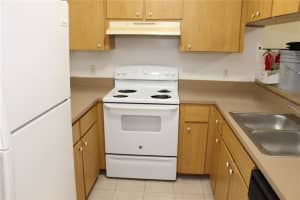 6907 SW 44TH AVE, GAINESVILLE, FL 32608 Sold 07/14/22