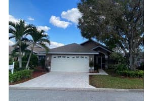 9435 Palm Island Cir, North Fort Myers, FL 33903, Sold 02/28/22