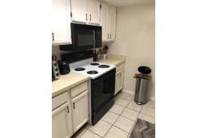 922 SW 56th Terrace, Gainesville, FL 32607, Sold 03/17/22