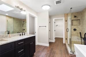 2546 NW 106th Way, Gainesville, FL 32606, Sold 03/30/22