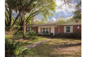 9835 NW 6th Pl, Gainesville, FL 32607, Sold 04/28/22